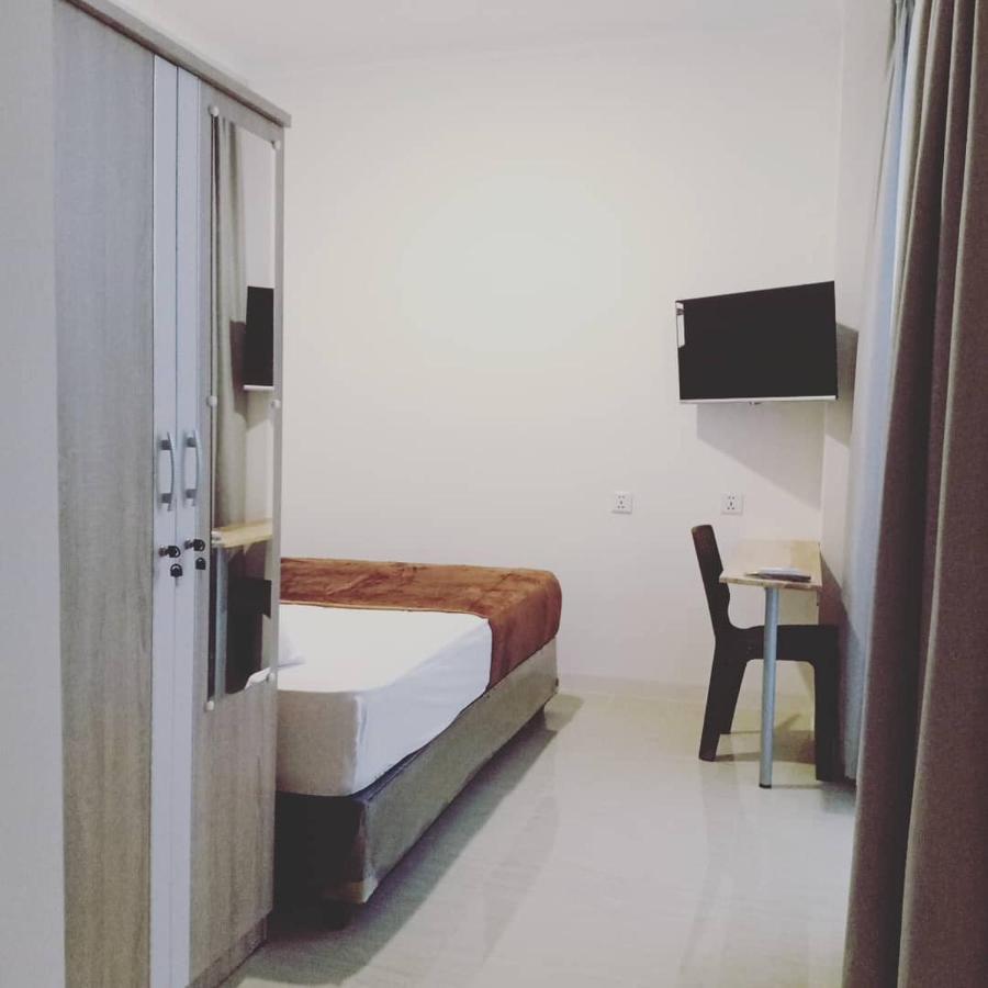 Hotel Nyenyak Mrt Lebak Bulus Simatupang Jakarta Exterior foto